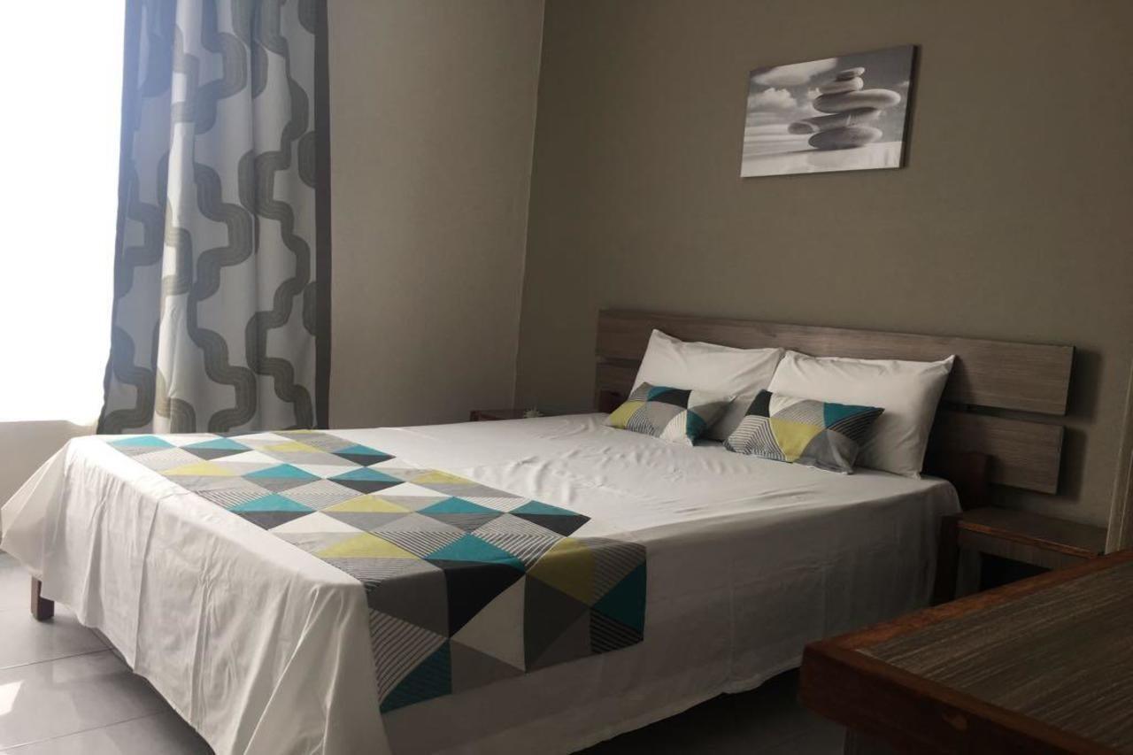 Seaview Holiday Apartments Grand Baie Esterno foto