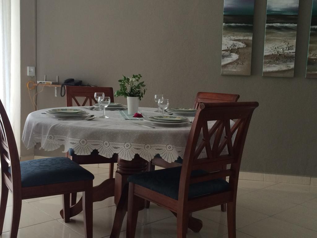 Seaview Holiday Apartments Grand Baie Esterno foto